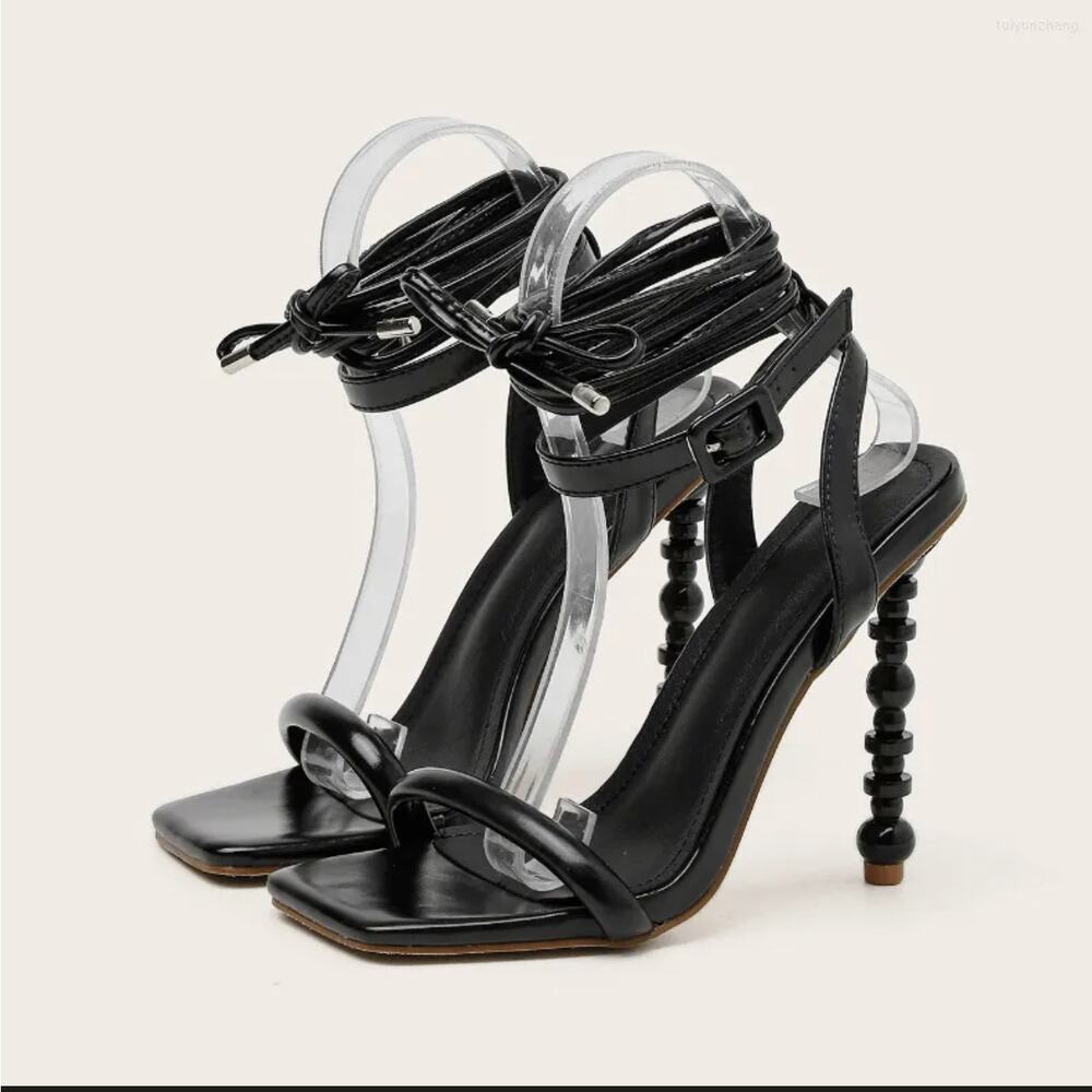 Black Ankle Buckle Strappy Sandals square toe size 8